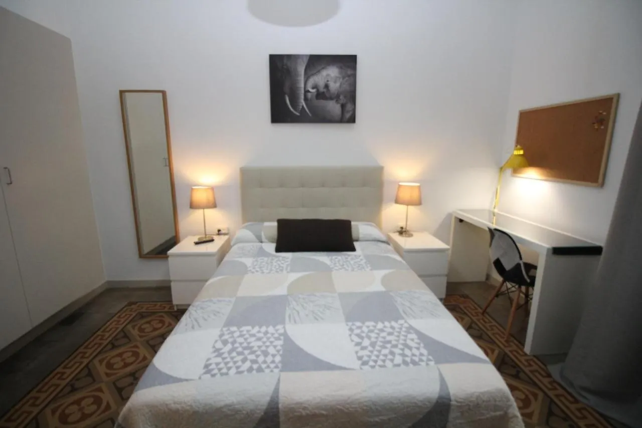 Bed and breakfast Alojamiento Roger Barcelona España