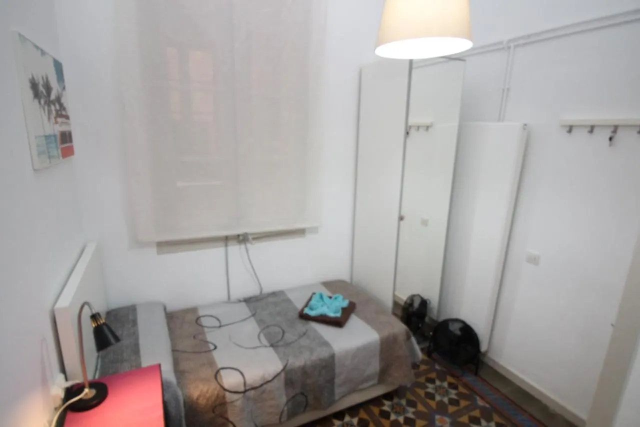 Bed and breakfast Alojamiento Roger Barcelona España