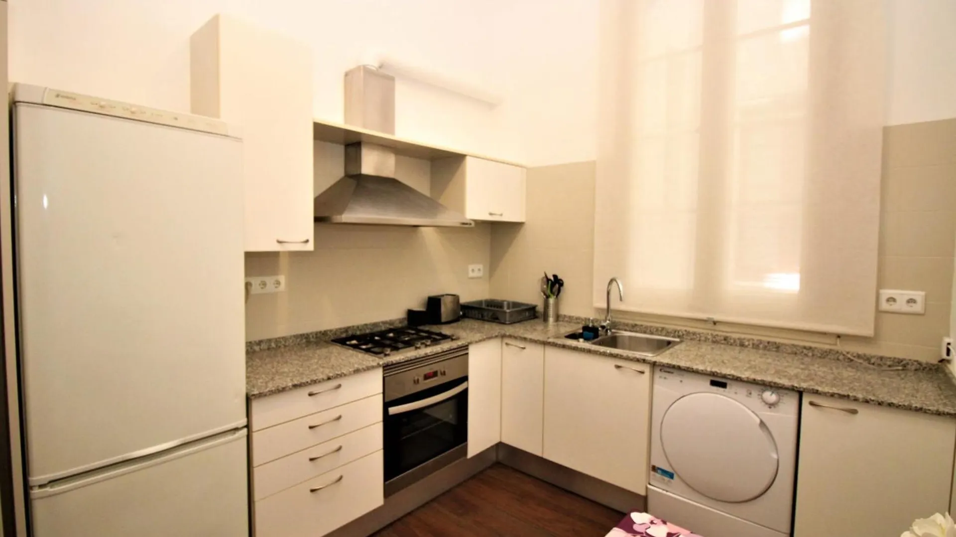 Alojamiento Roger Barcelona Bed and breakfast