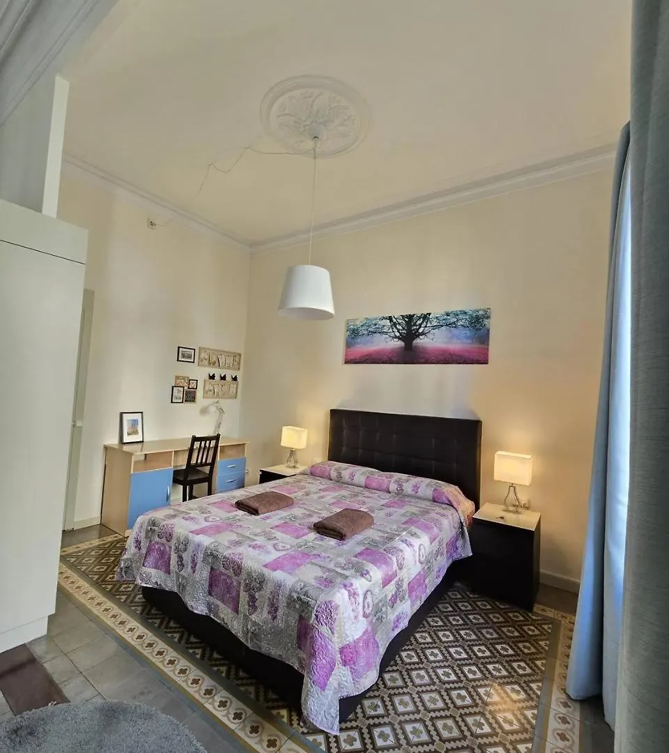 Alojamiento Roger Barcelona Bed and breakfast